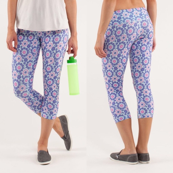 lululemon athletica Pants - Lululemon NWOT Twiggy Printed Wunder Under Crop
